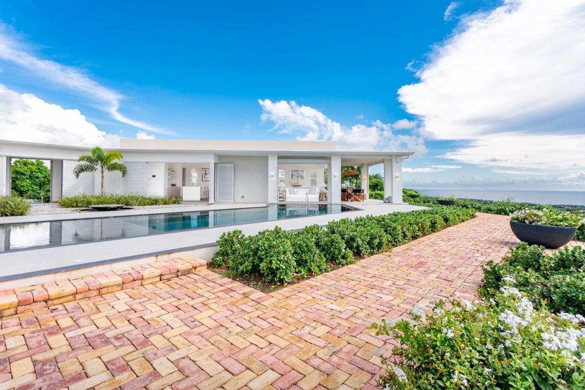 Incredible Views Of Sea From The Pool - Cool Breeze Villa Saint James Room photo